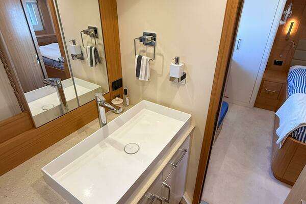 Sirena 58 Coupe Yacht For Sale