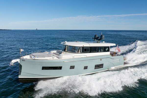 Sirena 58 Coupe Yacht For Sale
