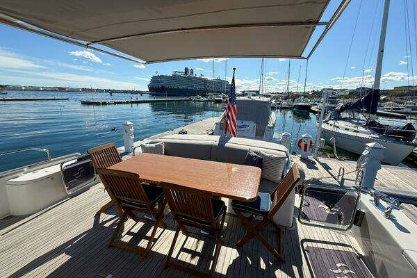 Sirena 58 Coupe Yacht For Sale