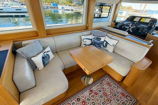 Sirena 58 Coupe Yacht For Sale