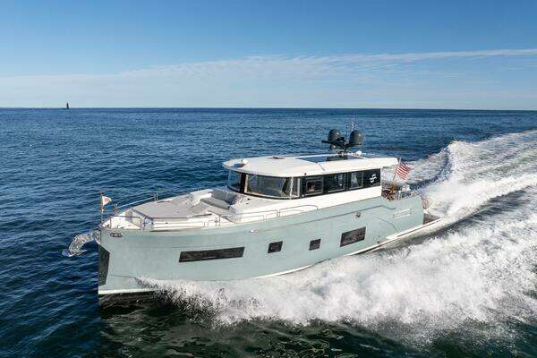 Sirena 58 Coupe Yacht For Sale