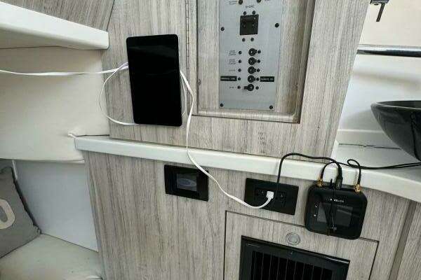 HCB 42 Siesta Yacht For Sale