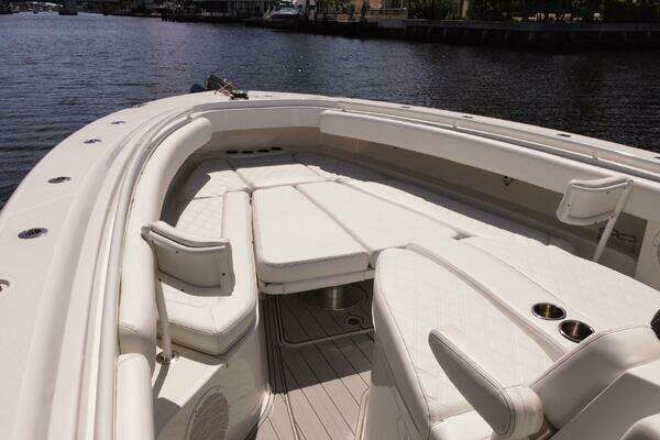 HCB 42 Siesta Yacht For Sale
