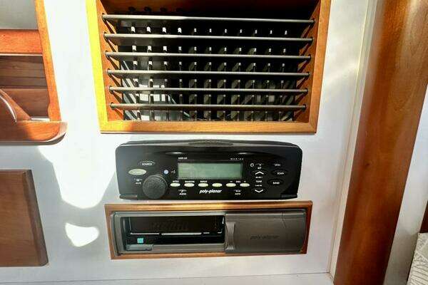 Lyman-Morse Monhegan 38 - Twin Jet Yacht For Sale