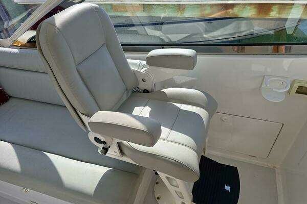 Lyman-Morse Monhegan 38 - Twin Jet Yacht For Sale