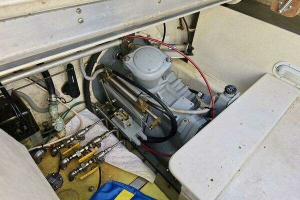 Lyman-Morse Monhegan 38 - Twin Jet Yacht For Sale