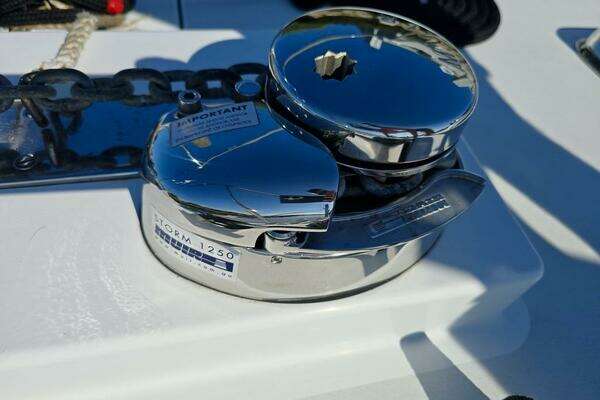 Lyman-Morse Monhegan 38 - Twin Jet Yacht For Sale