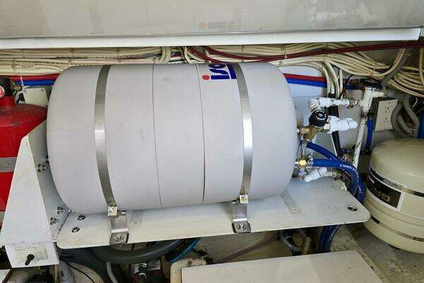 Lyman-Morse Monhegan 38 - Twin Jet Yacht For Sale