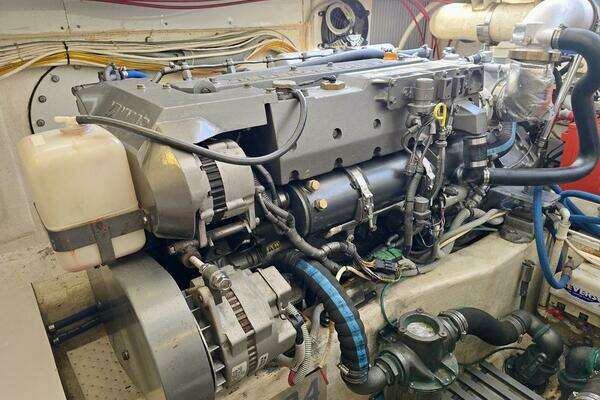 Lyman-Morse Monhegan 38 - Twin Jet Yacht For Sale