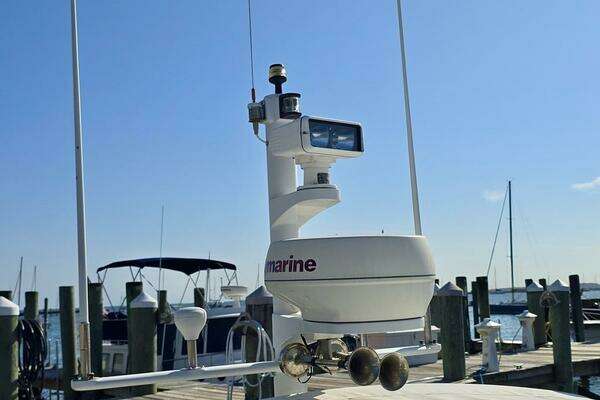 Lyman-Morse Monhegan 38 - Twin Jet Yacht For Sale