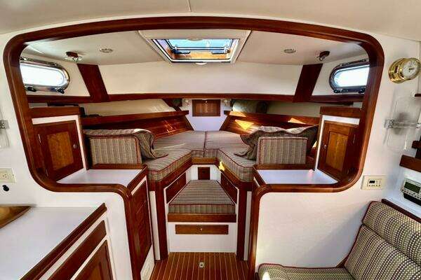 Lyman-Morse Monhegan 38 - Twin Jet Yacht For Sale