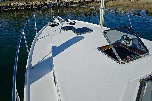 Lyman-Morse Monhegan 38 - Twin Jet Yacht For Sale