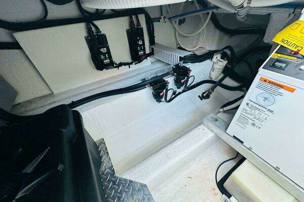 Back Cove 34O Yacht For Sale