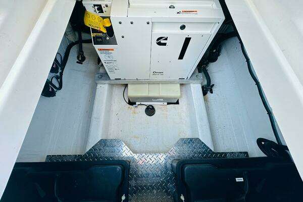 Back Cove 34O Yacht For Sale