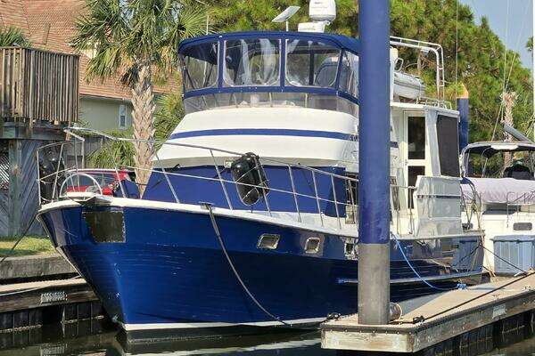 Photo of the 1987 Nova Marine Moorea