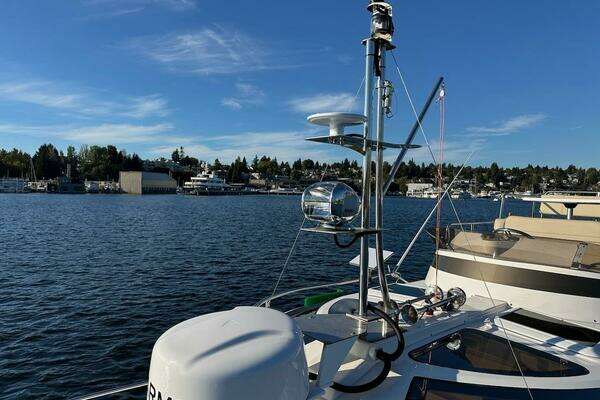 Ranger Tugs R-29 CB Yacht For Sale