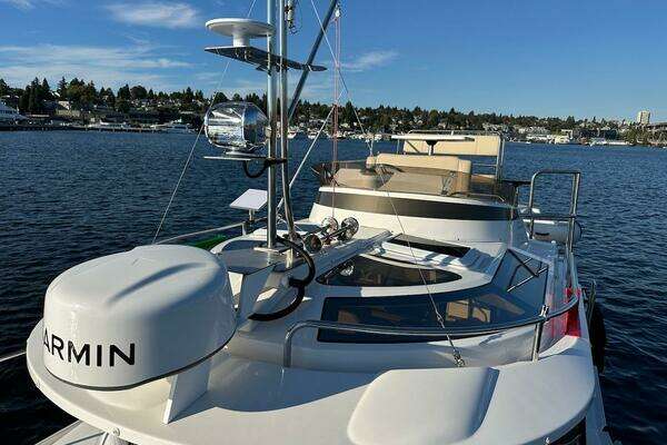 Ranger Tugs R-29 CB Yacht For Sale