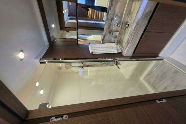 Prestige X70 Yacht For Sale