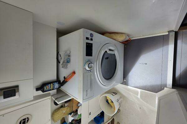 Prestige X70 Yacht For Sale