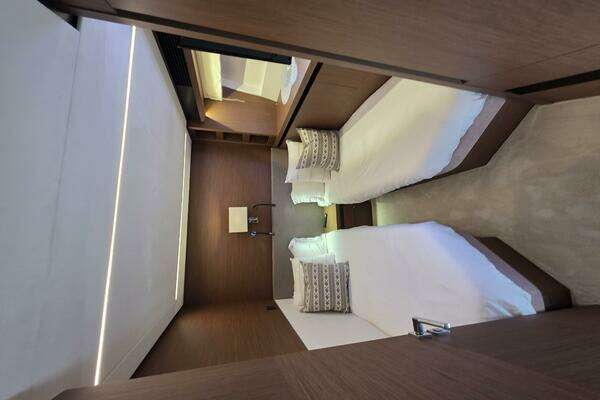 Prestige X70 Yacht For Sale