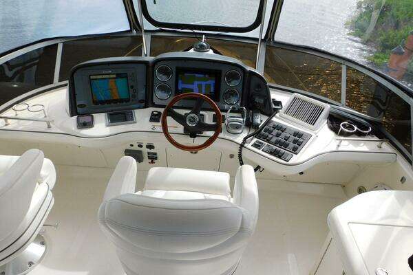 Sea Ray 44 Sedan Bridge Yacht For Sale