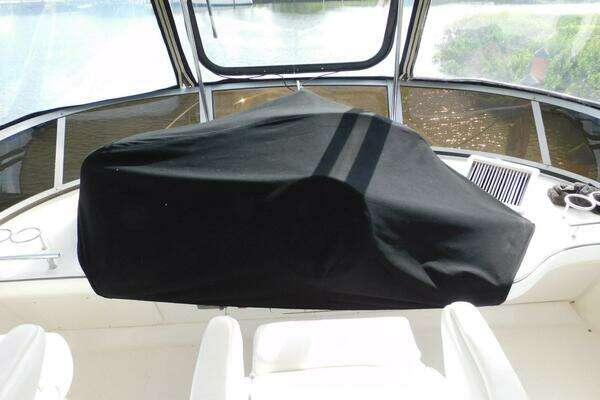 Sea Ray 44 Sedan Bridge Yacht For Sale