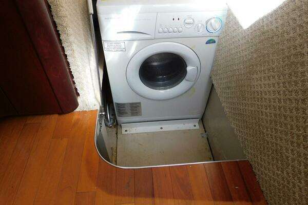 Sea Ray 44 Sedan Bridge Yacht For Sale