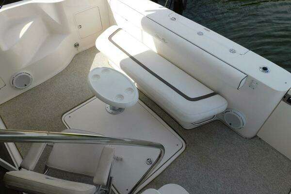 Sea Ray 44 Sedan Bridge Yacht For Sale