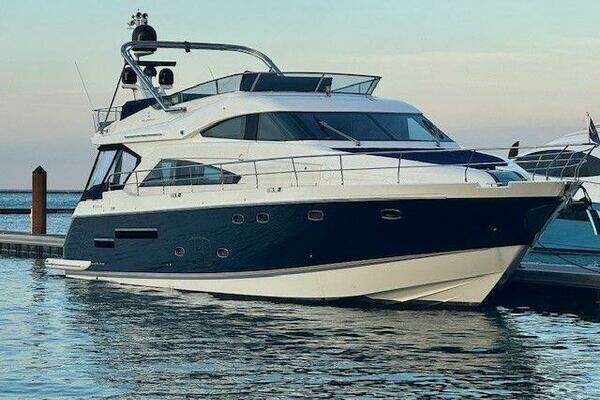 65-ft-Fairline-2011-65 Squadron- Milwaukee Wisconsin United States  yacht for sale