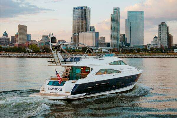 2011 Fairline 65