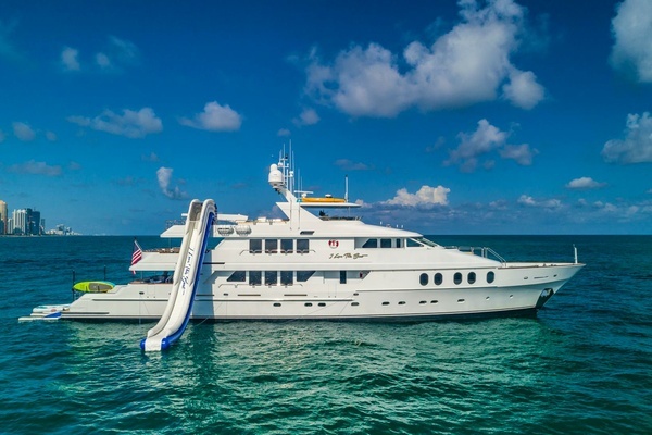 Photo of the 2002 Christensen Christensen 145 "I LOVE THIS BOAT"