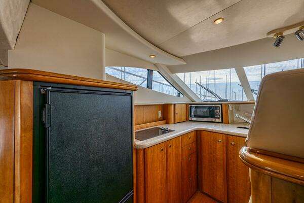 Silverton Sport Bridge Yacht For Sale