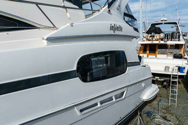 Silverton Sport Bridge Yacht For Sale