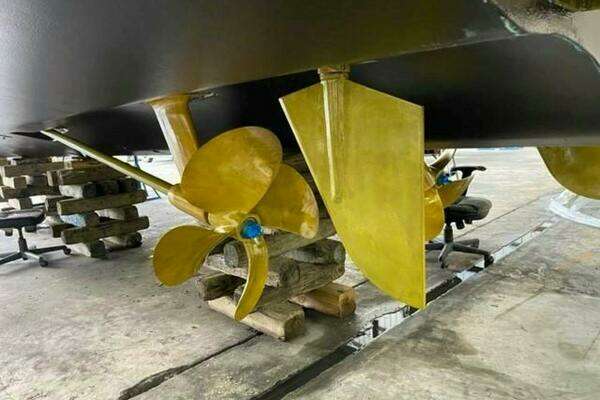 Azimut Custom Yacht For Sale