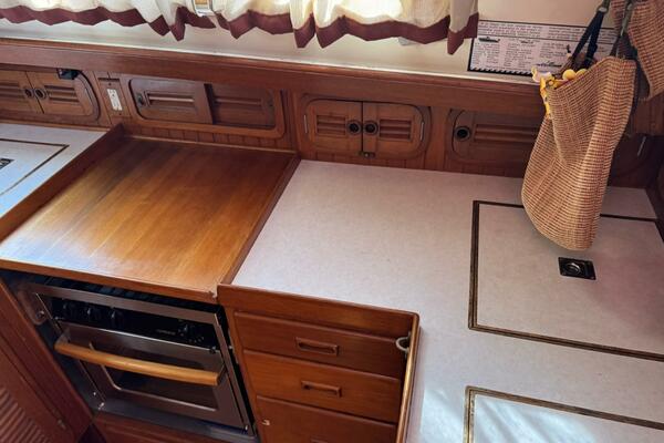 Passport 42ft Tayana Yacht For Sale