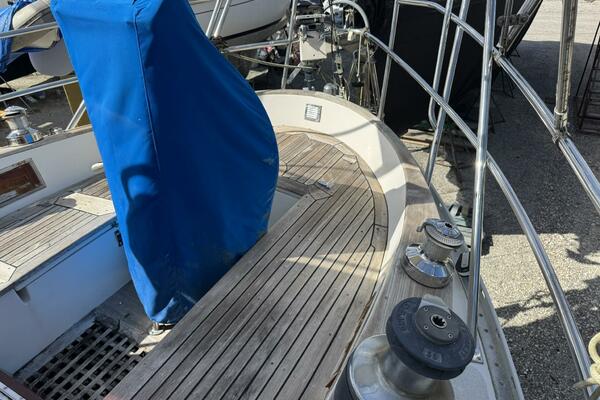 Passport 42ft Tayana Yacht For Sale