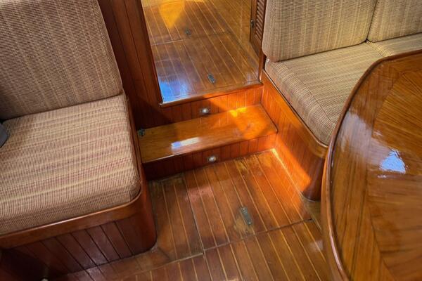 Passport 42ft Tayana Yacht For Sale