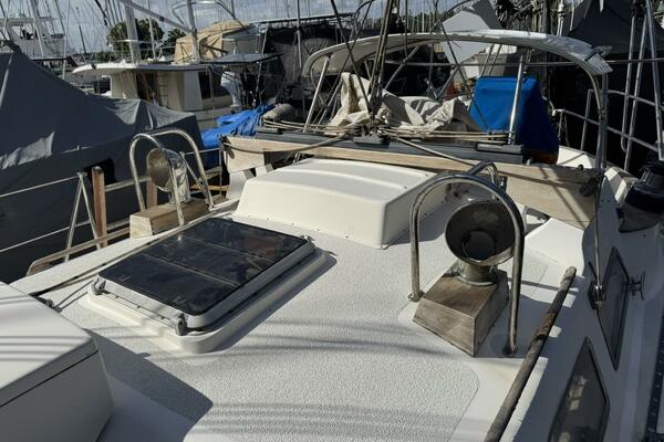 Passport 42ft Tayana Yacht For Sale