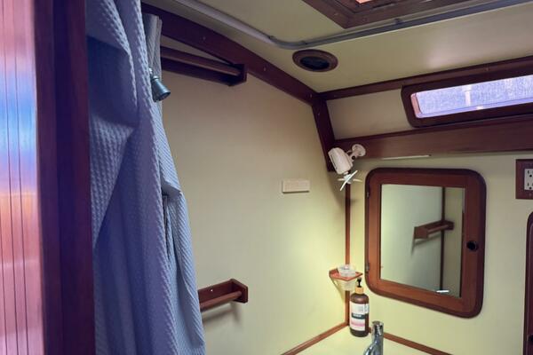 Passport 42ft Tayana Yacht For Sale