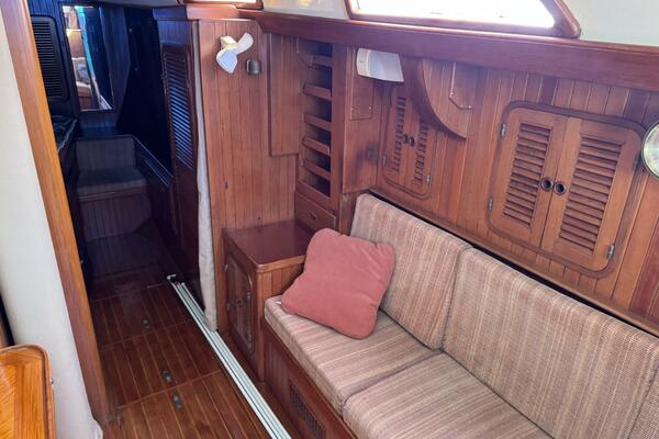 Passport 42ft Tayana Yacht For Sale