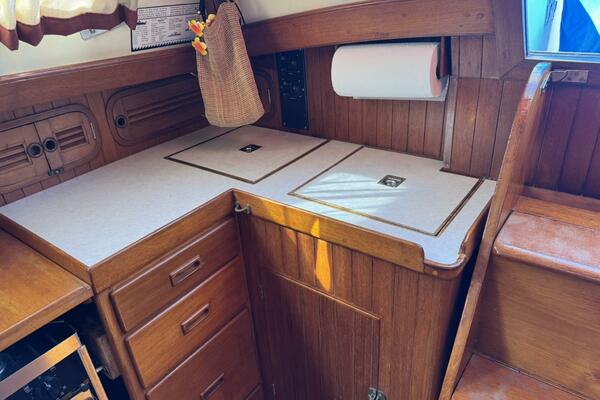 Passport 42ft Tayana Yacht For Sale