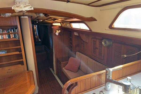 Passport 42ft Tayana Yacht For Sale