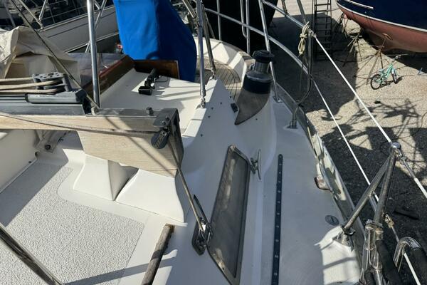 Passport 42ft Tayana Yacht For Sale