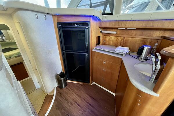 GALYA 36ft Silverton Yacht For Sale GALYA 36ft Silverton Yacht For Sale