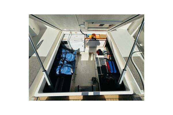 Back Cove 39O Yacht For Sale