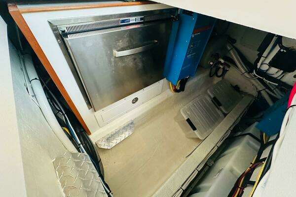 Back Cove 39O Yacht For Sale