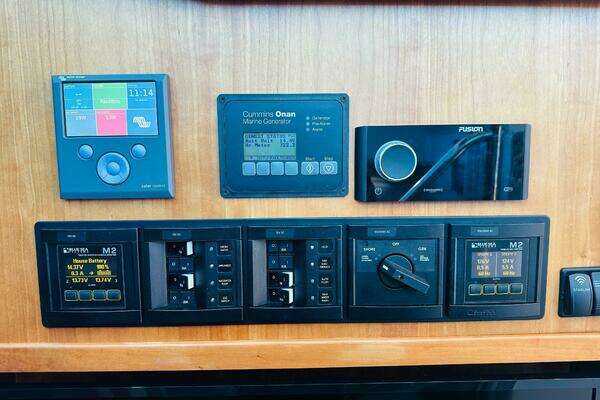 Back Cove 39O Yacht For Sale