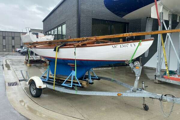 18-ft-Dyer-1938-Marlin 18-Mari 'elle Harbor Springs Michigan United States  yacht for sale