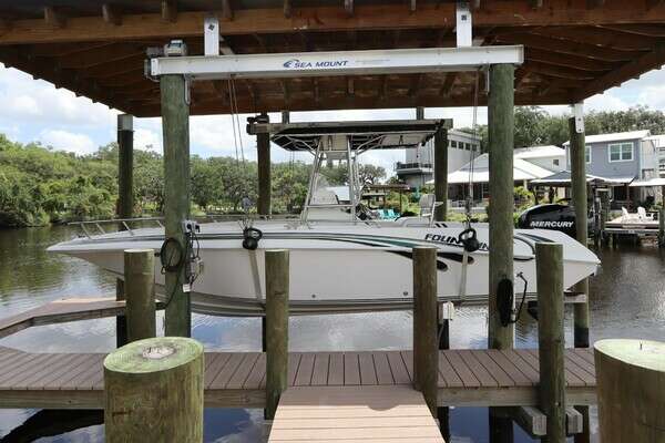 25-ft-Fountain-2001-25 CC-Tampa Florida United States yacht for sale