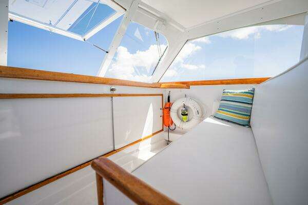 Whiticar 62 Convertible Yacht For Sale